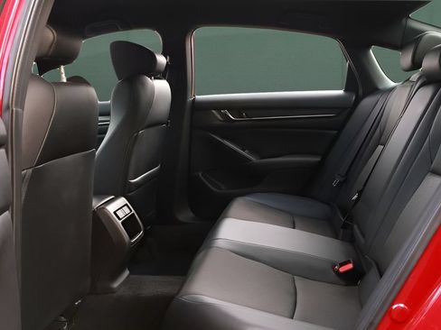 Used 2021 Honda Accord Sport image 21