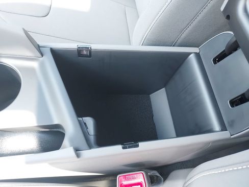 New 2026 Hyundai Elantra Sport FWD image 23