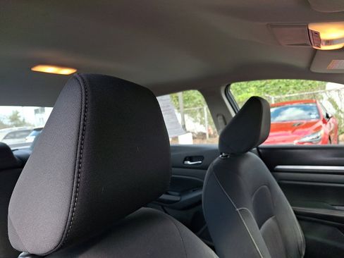 Used 2022 Nissan Altima 2.5 SV image 13