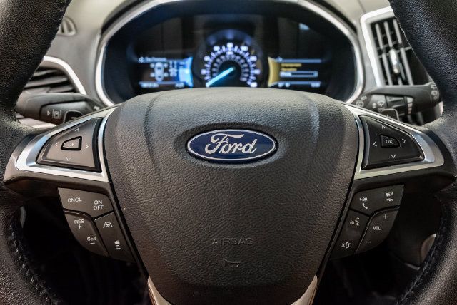 Used 2019 Ford Edge Titanium w/ Equipment Group 301A AWD/4WD image 13