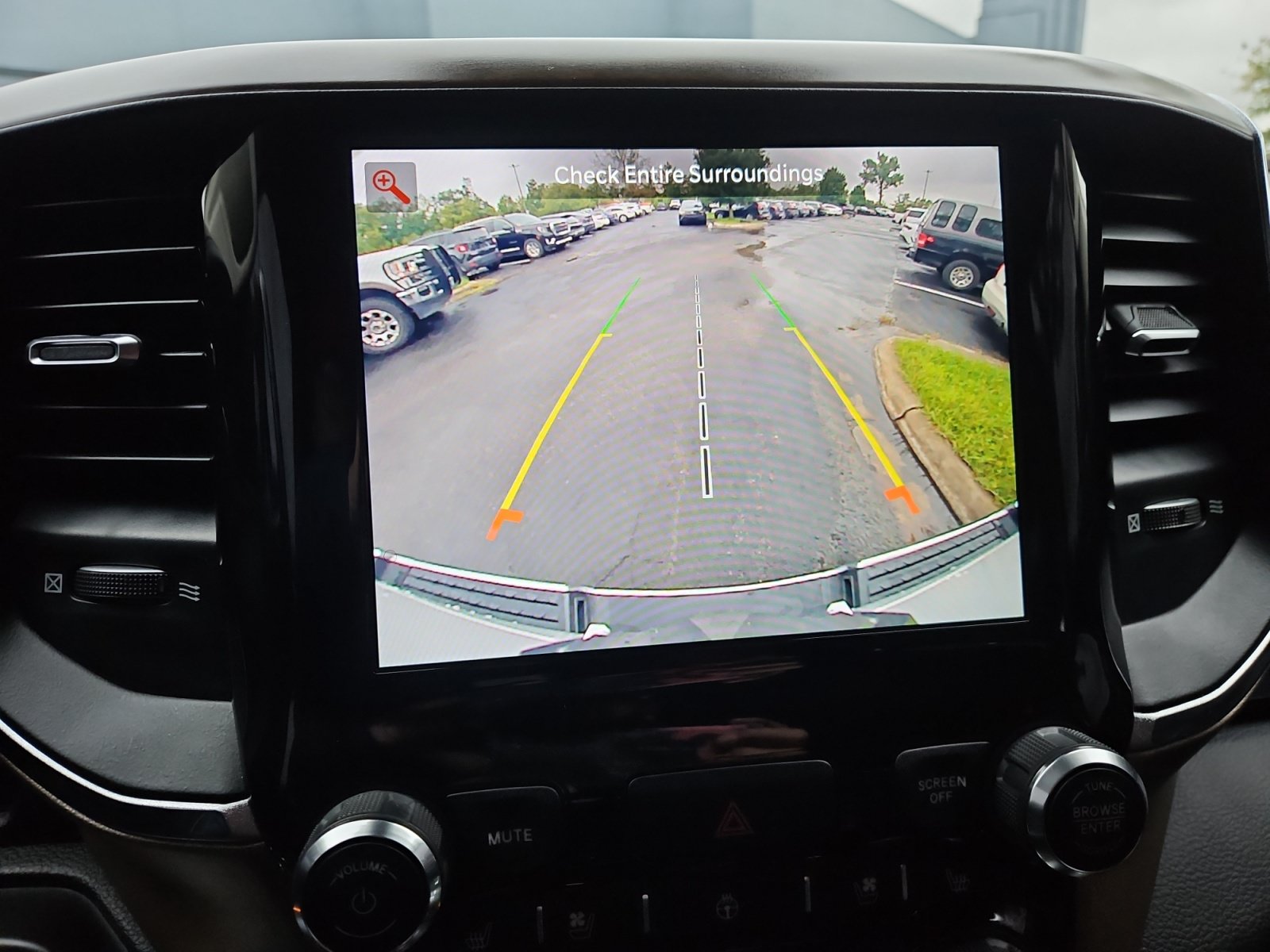 Used 2022 RAM 1500 Laramie AWD/4WD image 21