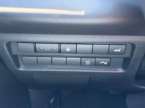 New 2026 Nissan Rogue SL AWD/4WD image 31