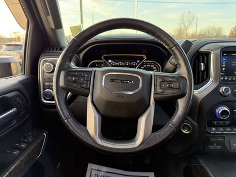 Used 2021 GMC Sierra 2500 Denali w/ Denali Ultimate Package image 17