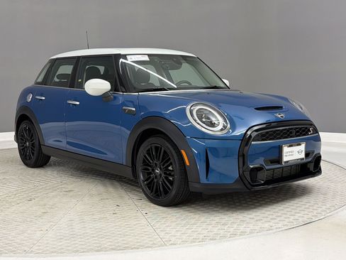 Used 2024 MINI Cooper S FWD image 7