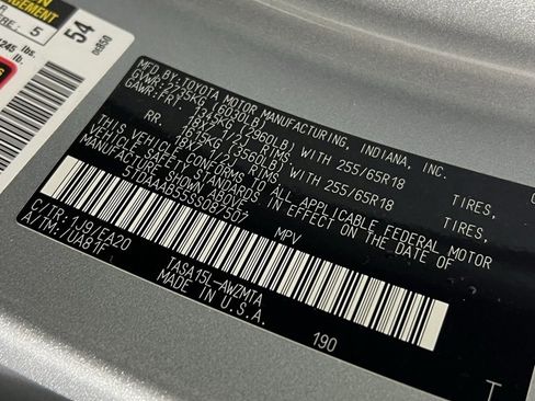 Used 2025 Toyota Grand Highlander AWD image 37