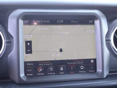 Used 2021 Jeep Wrangler Unlimited Sahara w/ Cold Weather Group AWD/4WD image 35