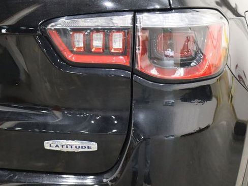 Used 2018 Jeep Compass Latitude w/ Popular Equipment Group image 35