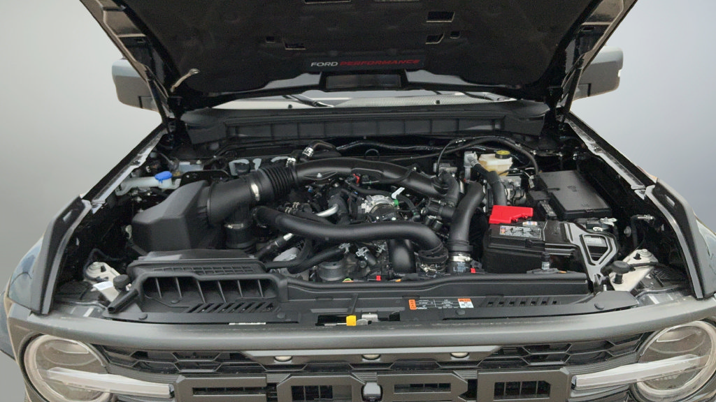 New 2026 Ford Bronco Raptor w/ Interior Carbon Fiber Pack AWD/4WD image 22