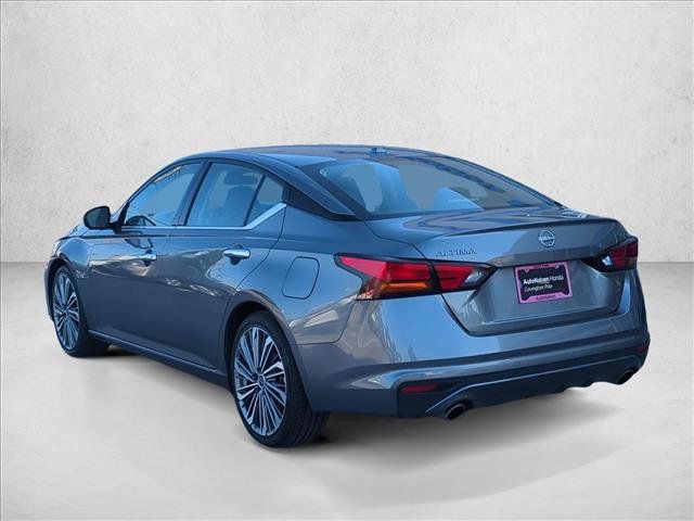 Used 2023 Nissan Altima 2.5 SL FWD image 9