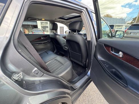 Used 2017 INFINITI QX50 Base 4dr Crossover w/ Premium Package image 61