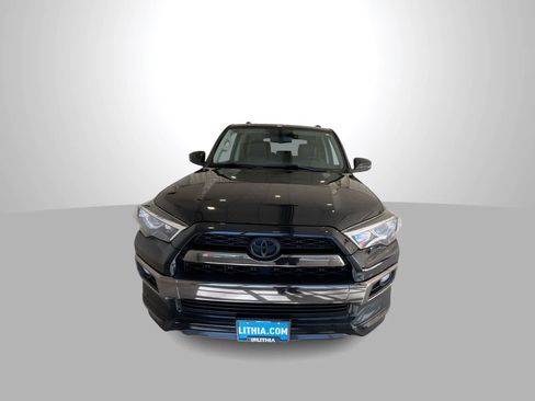 Used 2019 Toyota 4Runner Limited AWD/4WD image 3