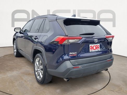 Used 2021 Toyota RAV4 XLE Premium FWD image 11