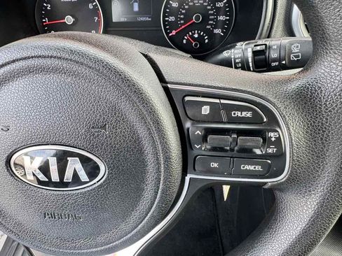 Used 2018 Kia Sportage LX AWD/4WD image 38