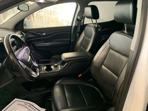 Used 2020 GMC Acadia SLT image 14