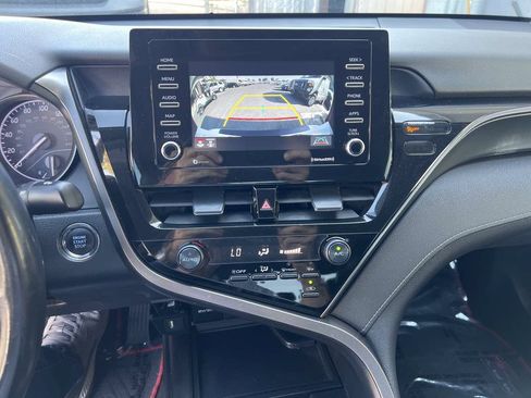 Used 2021 Toyota Camry SE w/ TRD Appearance Package (TMS) FWD image 16
