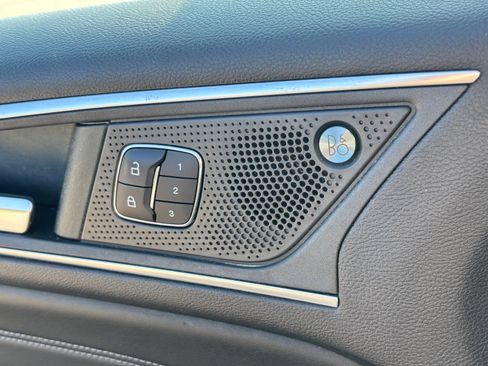 Used 2022 Ford Edge Titanium w/ Equipment Group 301A AWD/4WD image 25