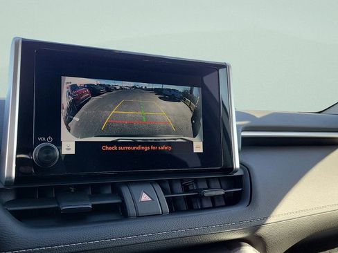 Used 2024 Toyota RAV4 XLE image 17