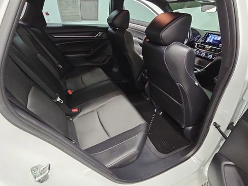 Used 2022 Honda Accord Sport image 32