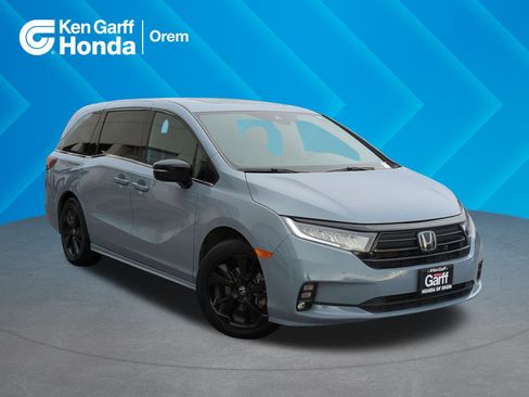 Used 2023 Honda Odyssey Sport image 1