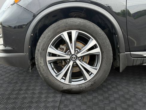 Used 2017 Nissan Rogue SL w/ SL Premium Package AWD/4WD image 16