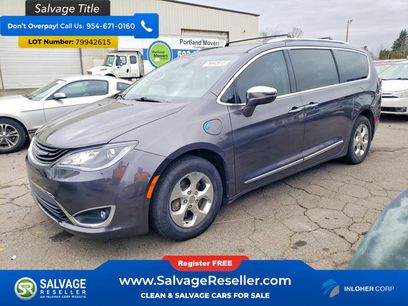 Used 2018 Chrysler Pacifica Limited