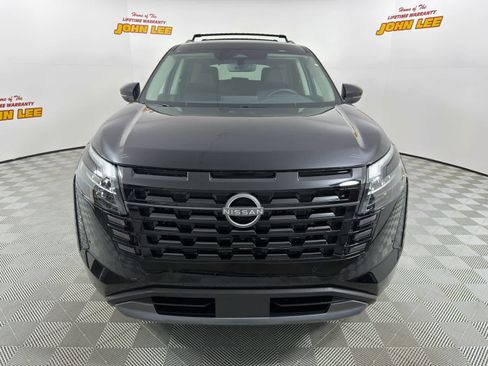 New 2026 Nissan Pathfinder SL image 9