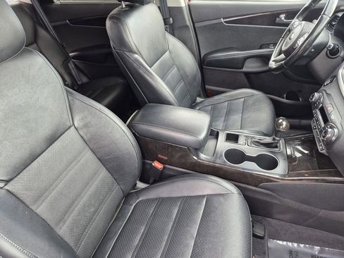 Used 2016 Kia Sorento EX w/ EX Premium Package image 16