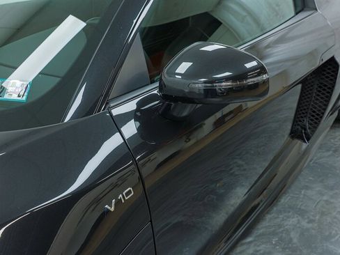 Used 2011 Audi R8 V10 AWD/4WD image 11