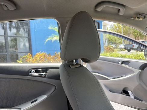 Used 2012 Hyundai Accent GLS w/ Premium Pkg 3 FWD image 16