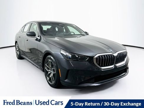 Used 2026 BMW 530i xDrive AWD/4WD image 1