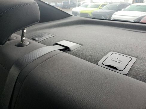 Used 2024 Chevrolet Malibu LT FWD image 40