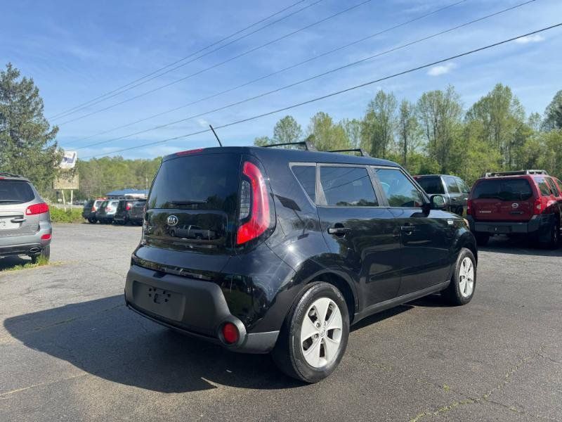 Used 2016 Kia Soul FWD image 5