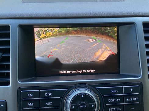 Used 2013 Nissan Armada SV AWD/4WD image 24