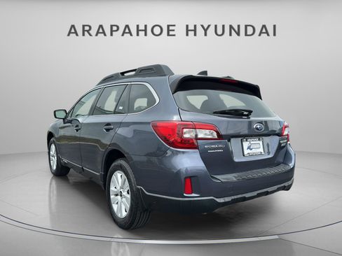 Used 2017 Subaru Outback 2.5i Premium AWD/4WD image 3
