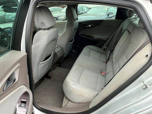 Used 2016 Chevrolet Malibu LS FWD image 12