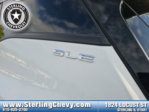 Used 2024 GMC Terrain SLE image 29