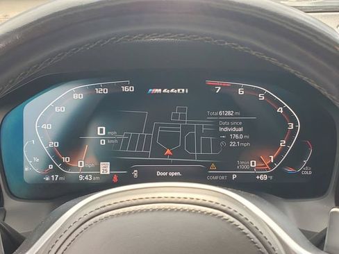 Used 2023 BMW M440i Coupe w/ Premium Package RWD image 19