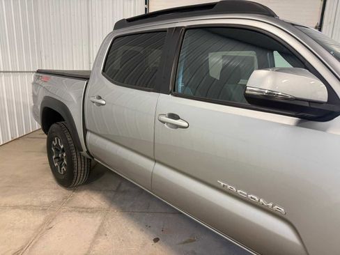 Certified 2023 Toyota Tacoma TRD Off-Road AWD/4WD image 11
