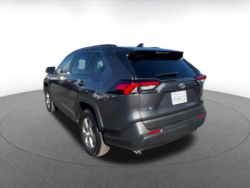 Used 2025 Toyota RAV4 XLE image 11