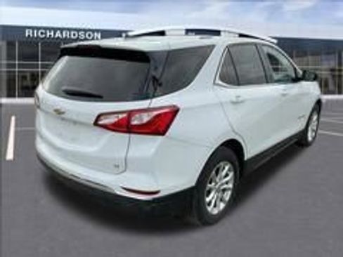 Used 2018 Chevrolet Equinox LT FWD image 5