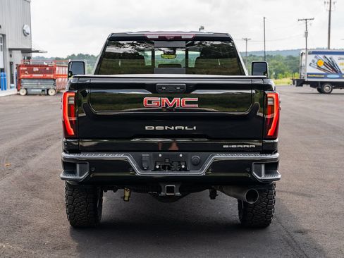 Used 2024 GMC Sierra 2500 Denali w/ Denali Reserve Package AWD/4WD image 6