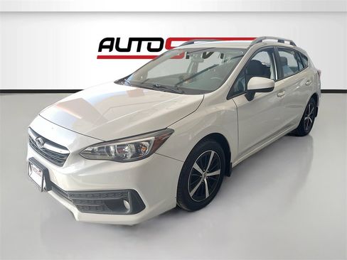 Used 2022 Subaru Impreza 2.0i Premium image 3