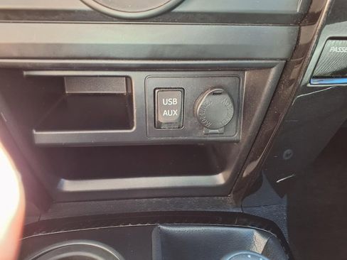 Used 2019 Toyota 4Runner TRD Off-Road AWD/4WD image 18