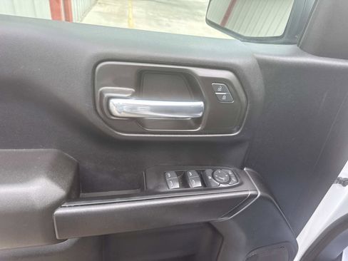 Used 2024 Chevrolet Silverado 1500 Custom image 19