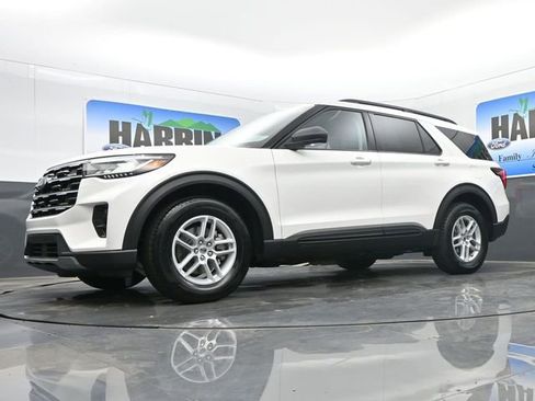 New 2026 Ford Explorer Active RWD image 20
