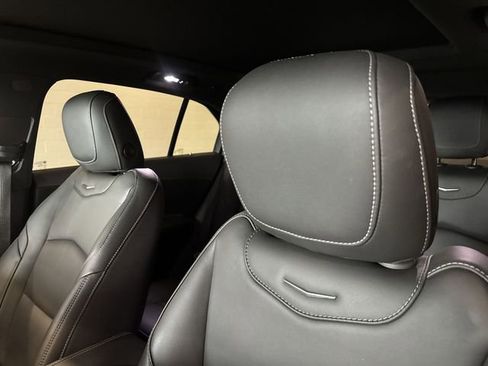 Certified 2025 Cadillac XT4 Premium Luxury w/ Cold Weather Package FWD image 19
