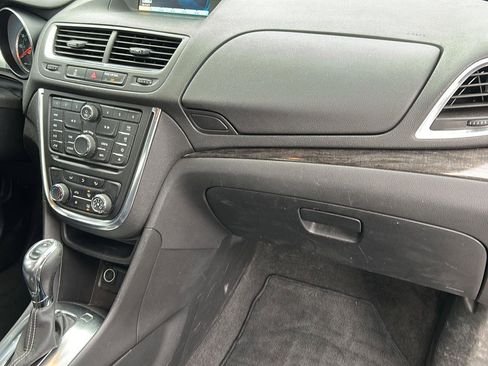 Used 2016 Buick Encore SUV image 19