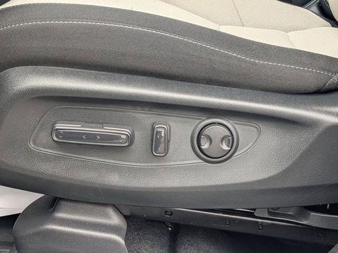 Used 2025 Honda CR-V EX image 20