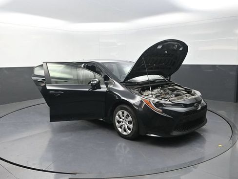 Certified 2021 Toyota Corolla LE FWD image 39