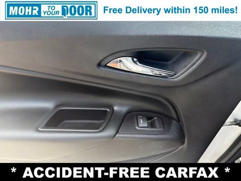 Used 2018 Chevrolet Equinox LT w/ Sun & Infotainment Package FWD image 37